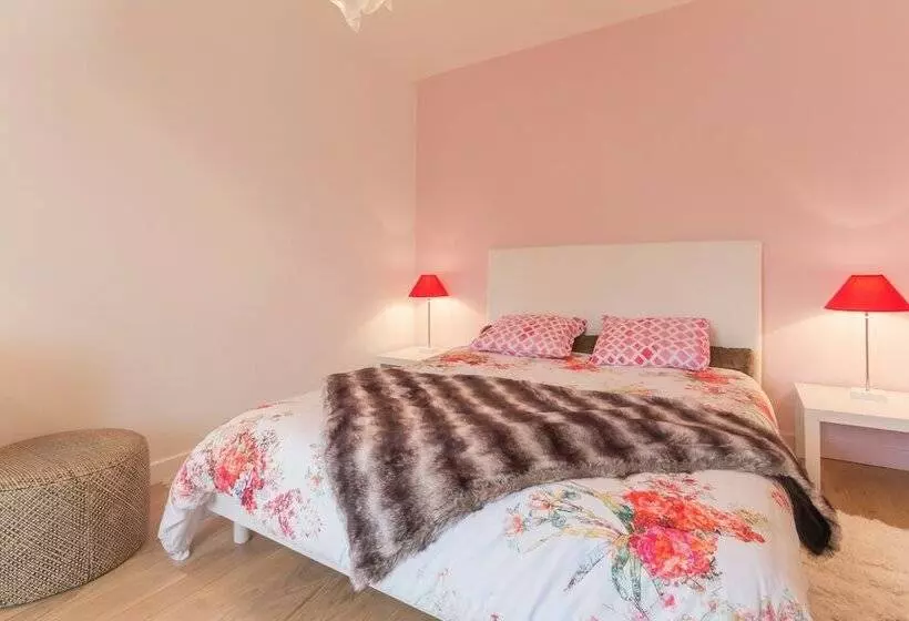 L Escale De Jules Et Lily