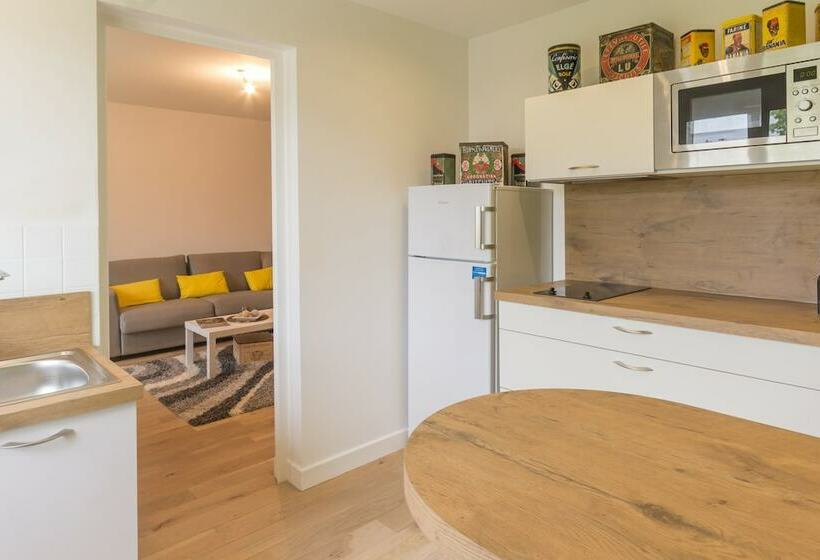 L Escale De Jules Et Lily