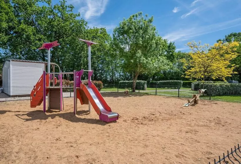 ホテル Camping D Arvor