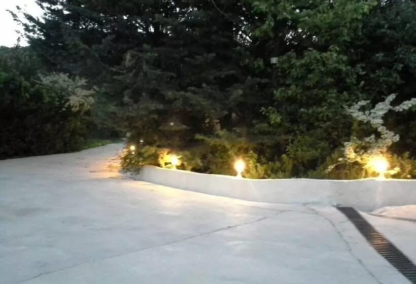 ペンション Domaine La Fontaine Du Cade