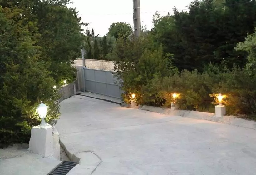 ペンション Domaine La Fontaine Du Cade