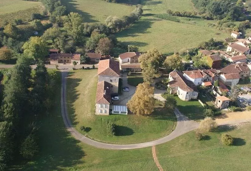 Majatalo Le Presbytère