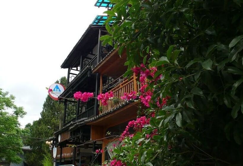 בית מלון כפרי The Old Place In T Youth Hostel