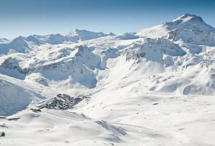 Majatalo Chalet Raven Co Living