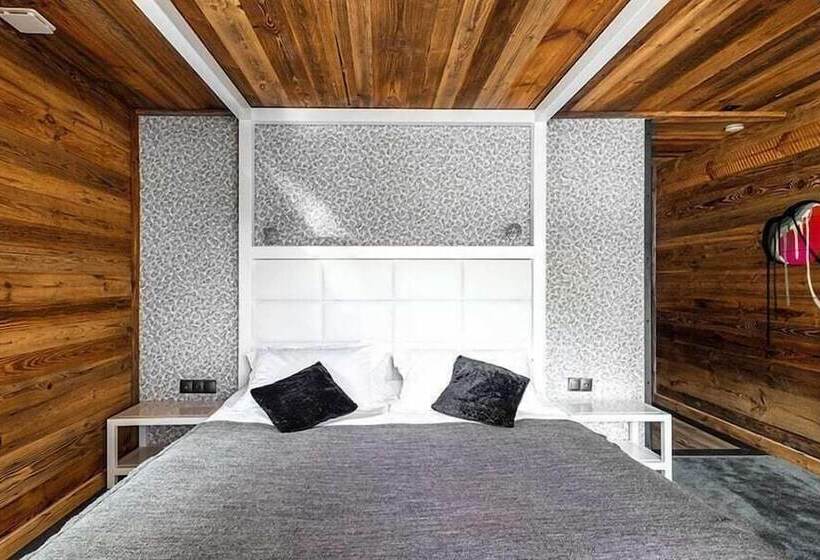 بنسيون Chalet Raven Co Living