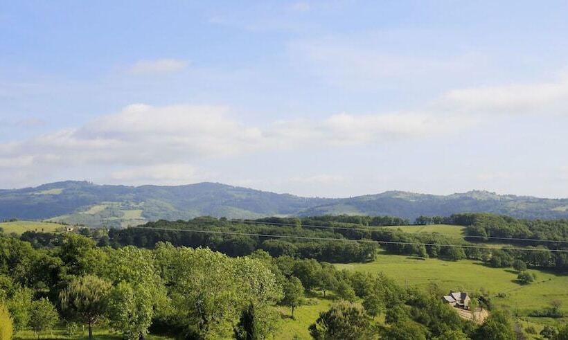 ペンション La Source Gilhodes