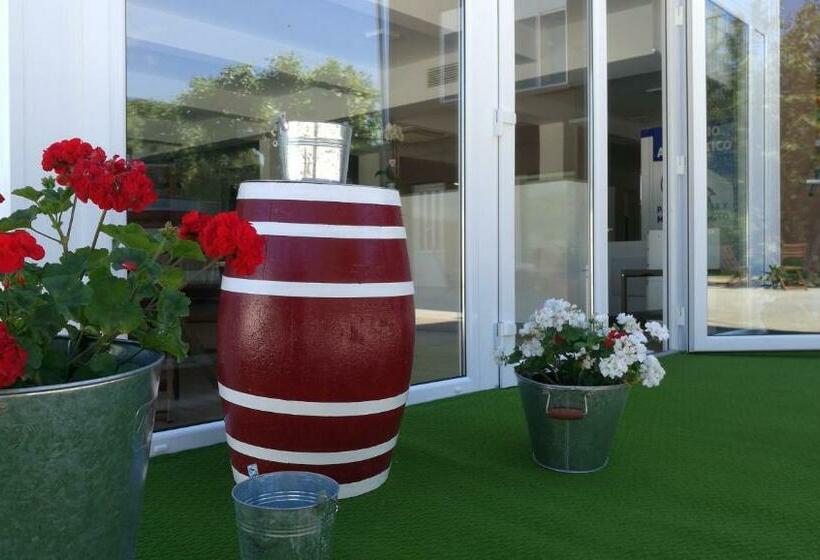 El Albergue Del Montero