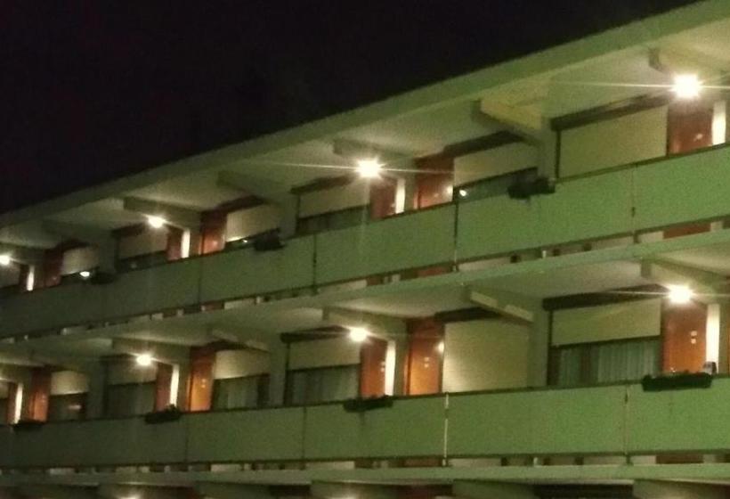 Campanile Hotel Zevenaar  Arnhem