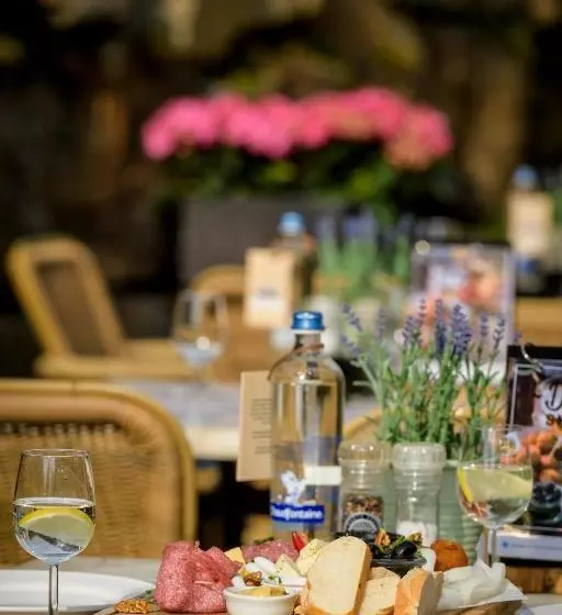 Campanile Hotel Zevenaar  Arnhem