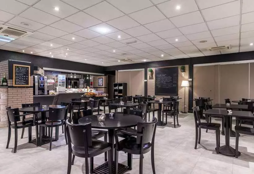 Comfort Hotel Orleans Saran