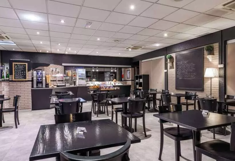 Comfort Hotel Orleans Saran