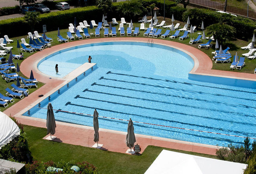 Отель Aris Garden