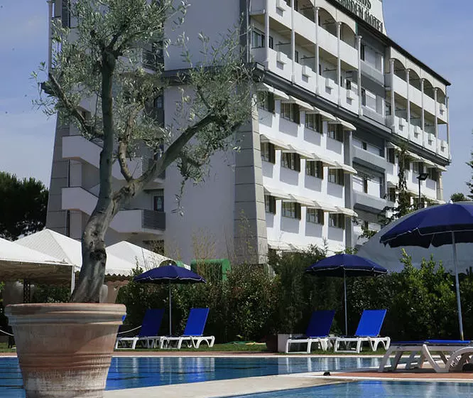 בית מלון כפרי Aris Garden