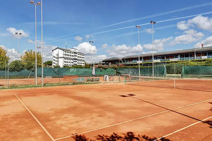 בית מלון כפרי Aris Garden