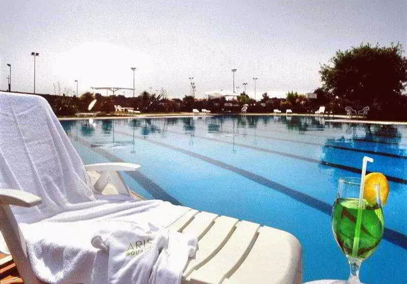 בית מלון כפרי Aris Garden