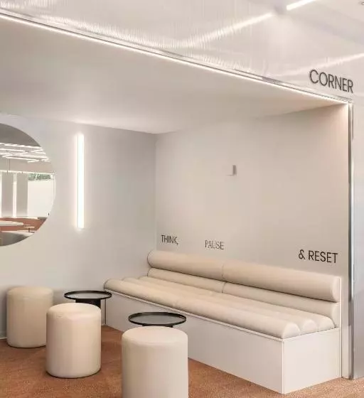 B&b Hotel Granada Estación