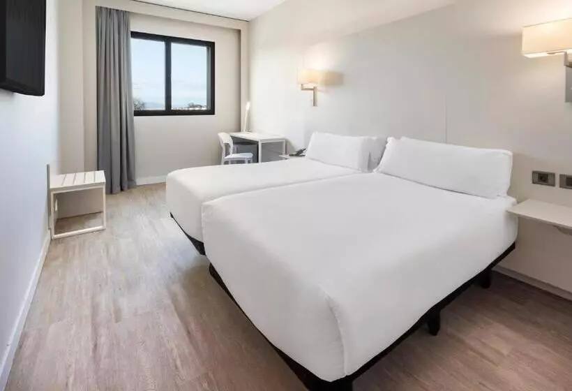 B&b Hotel Granada Estación