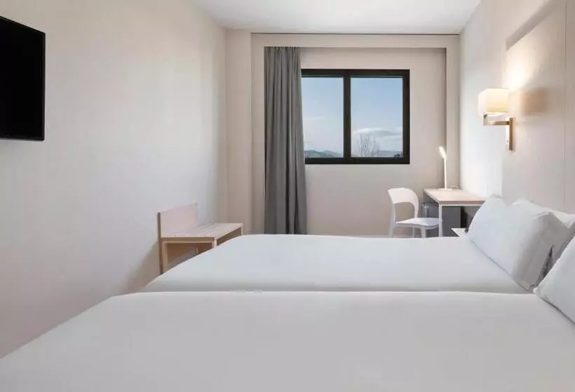 B&b Hotel Granada Estación