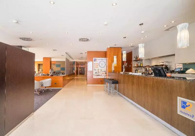 B&b Hotel Granada Estación