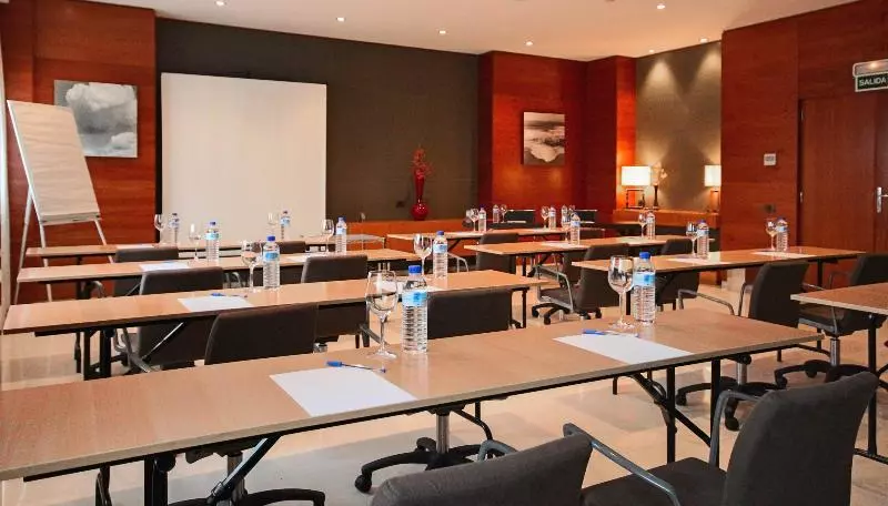 B&b Hotel Granada Estación