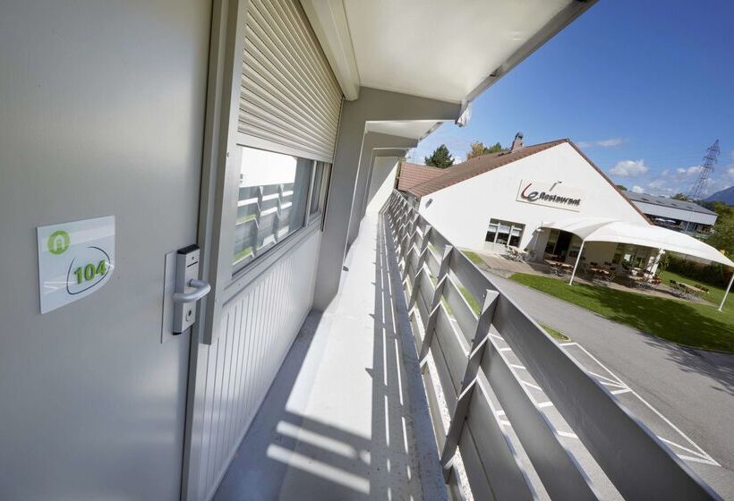 هتل Campanile Chambery