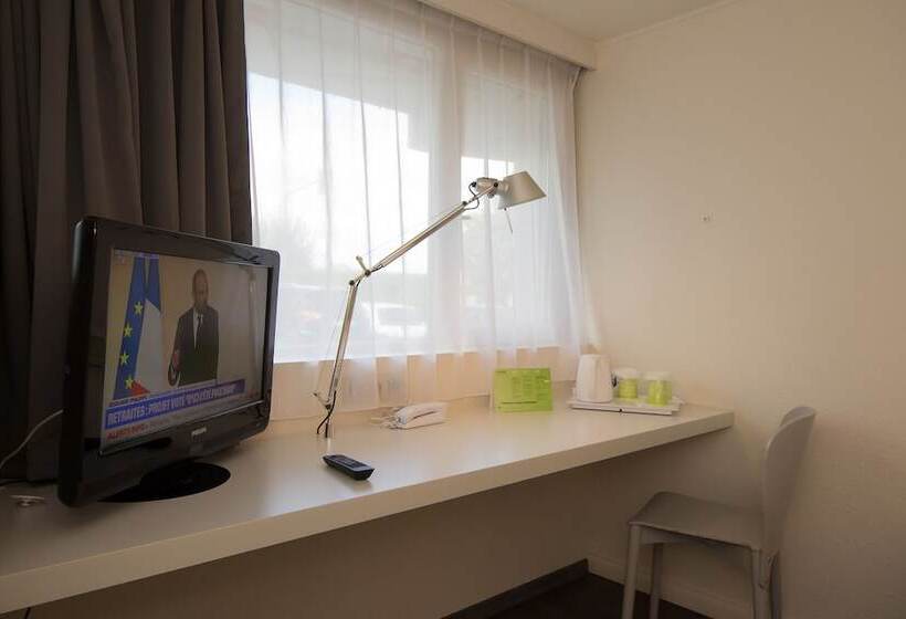 هتل Campanile Reims Ouest  Tinqueux