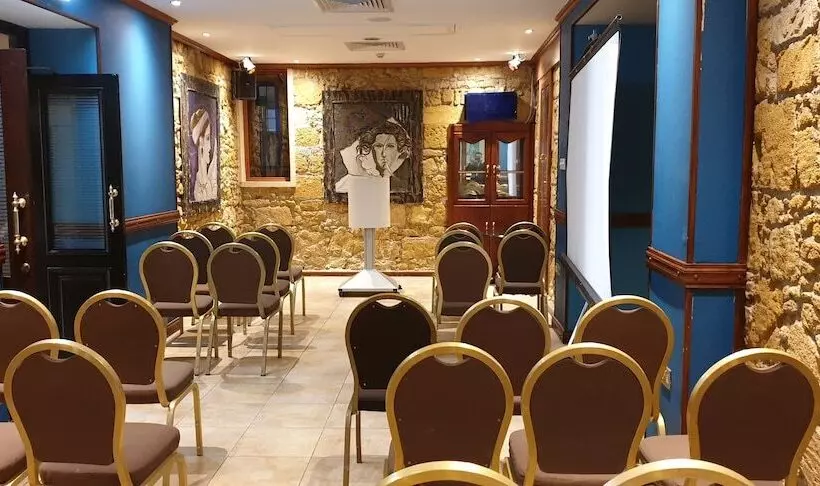 Castelli Hotel Nicosia