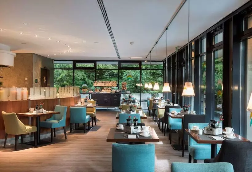 Отель Dorint An Der Kongresshalle  Augsburg