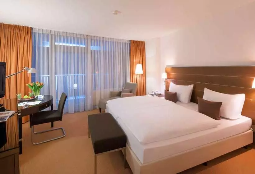 Отель Dorint An Der Kongresshalle  Augsburg