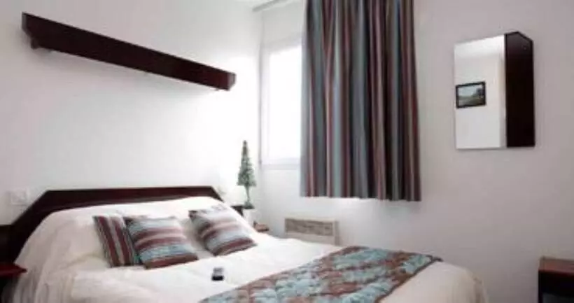 ホテル De Carentan   Anciennement Kyriad