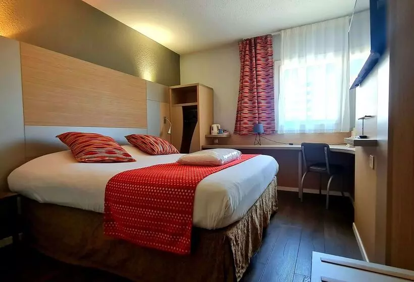 Отель Kyriad Marseille Palais Des Congrès   Vélodrome   Ibis Styles à Partir De Juin 2025