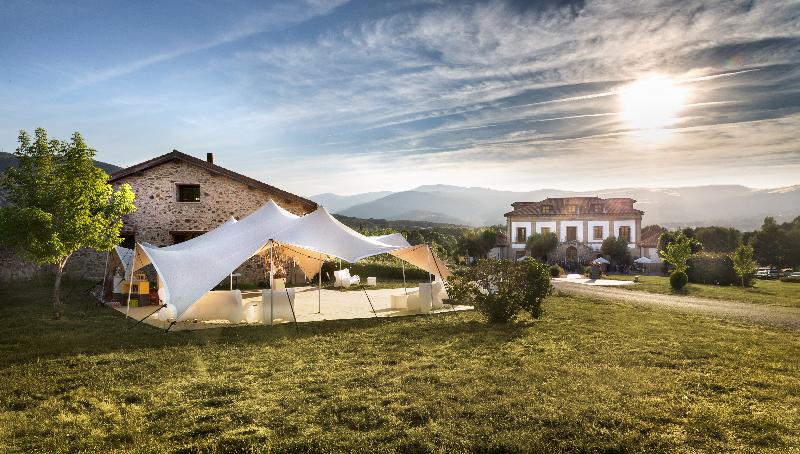 田舎風ホテル Izan Puerta de Gredos