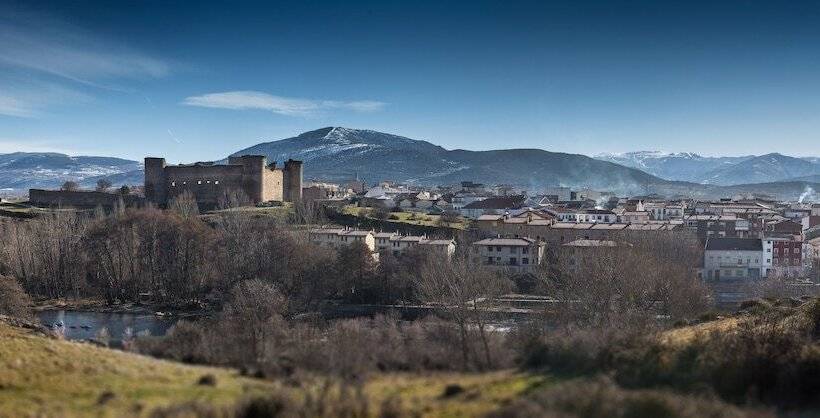 田舎風ホテル Izan Puerta de Gredos