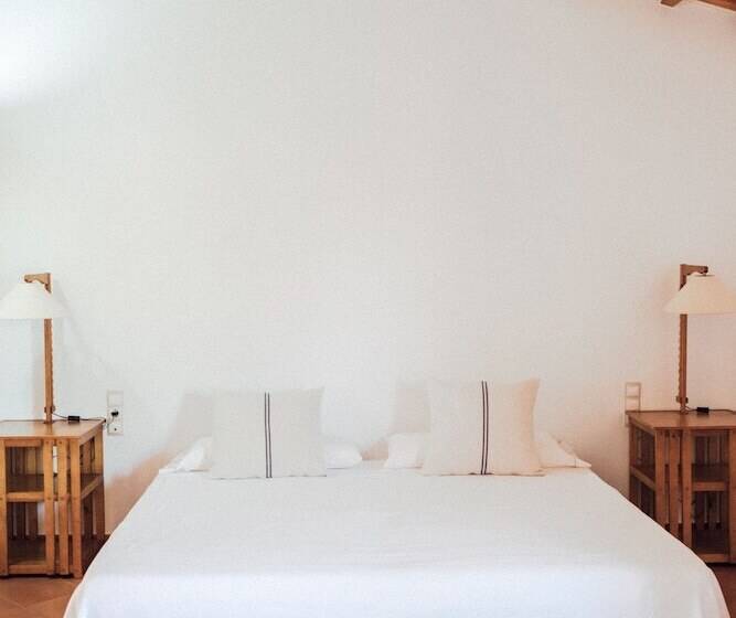 هتل روستایی Rural Sant Ignasi