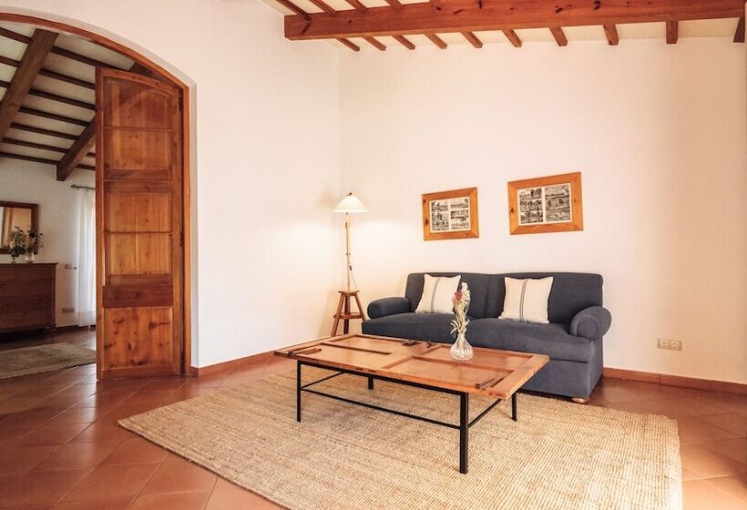 هتل روستایی Rural Sant Ignasi