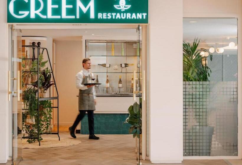 Novotel Paris Centre Tour Eiffel