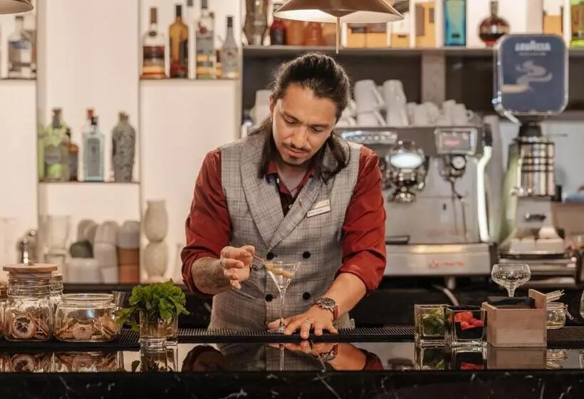 Novotel Paris Centre Tour Eiffel