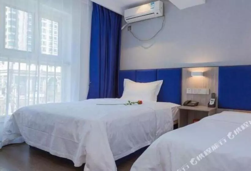 ホテル 7 Days Premium Qingdao Railway Station Zhanqiao Badaxia Plaza