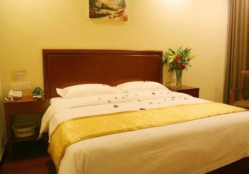 ホテル Greentree Inn Shandong Heze Huaying Road Express