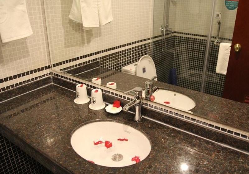 בית מלון כפרי Greentree Inn Shandong Heze Huaying Road Express