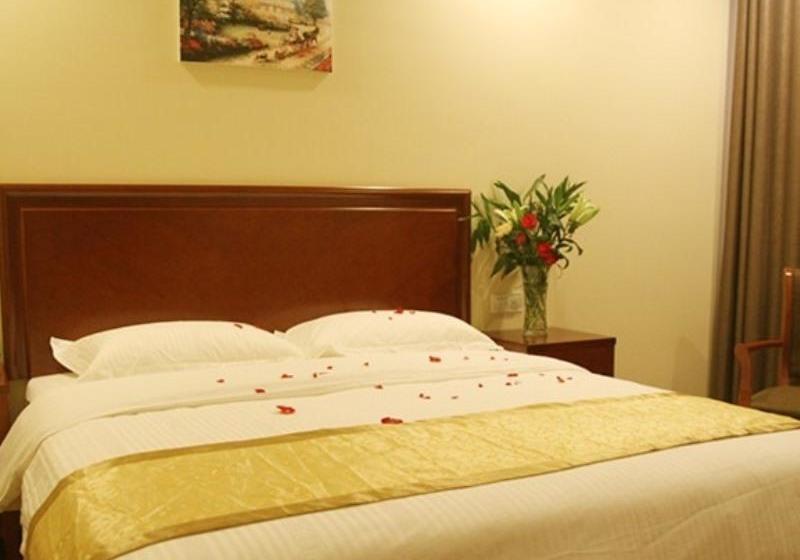 בית מלון כפרי Greentree Inn Shandong Heze Huaying Road Express