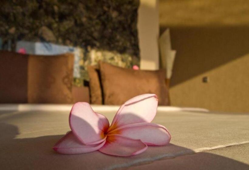 酒店 The Puncak Lombok