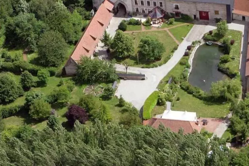 ベッドアンドブレックファースト La Ferme Des Templiers De Fléchinelle