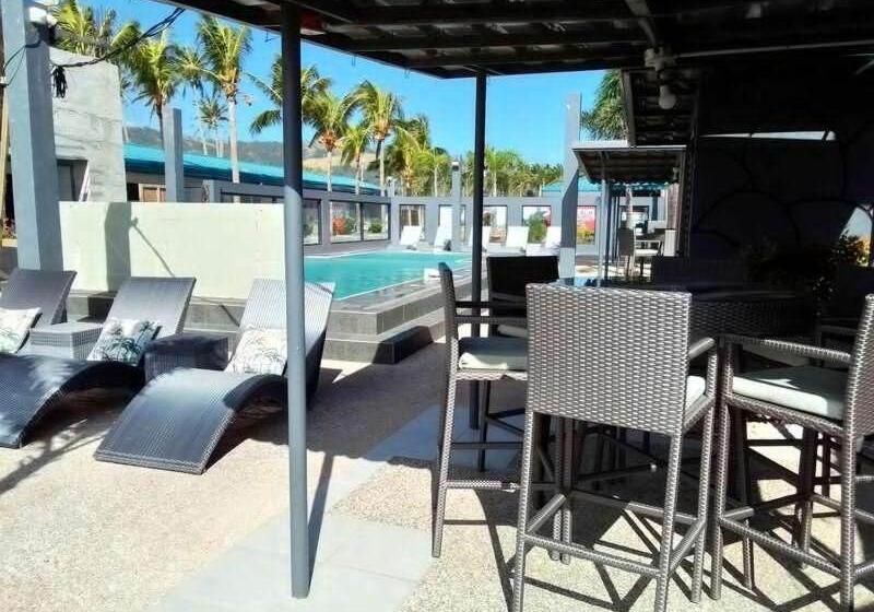 ホテル Cave Beach Resort Boutique Luxury Accomodation