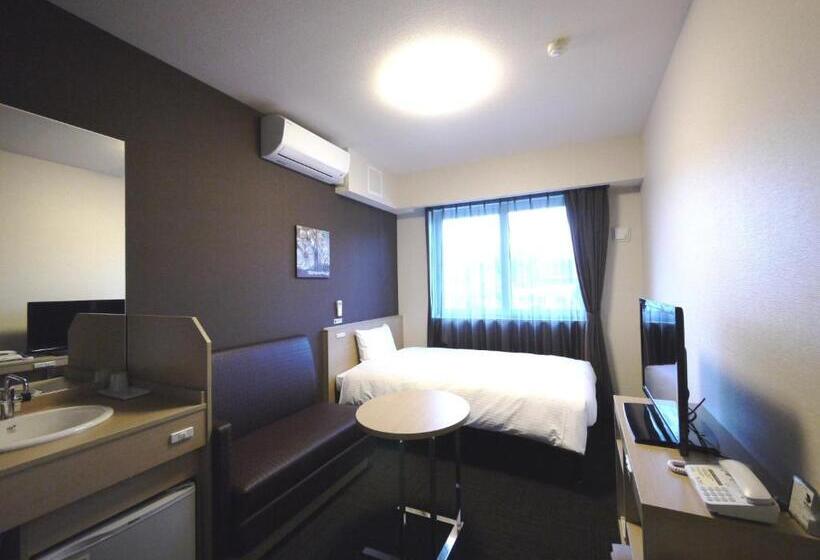 호텔 Route Inn Tome