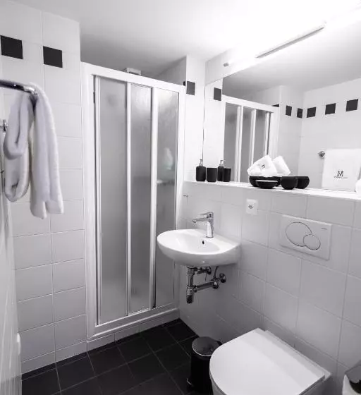 ベッドアンドブレックファースト Villa Muralto Rooms & Garden