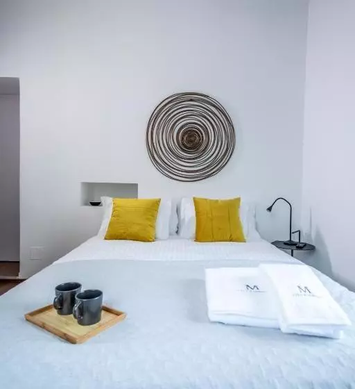 ベッドアンドブレックファースト Villa Muralto Rooms & Garden