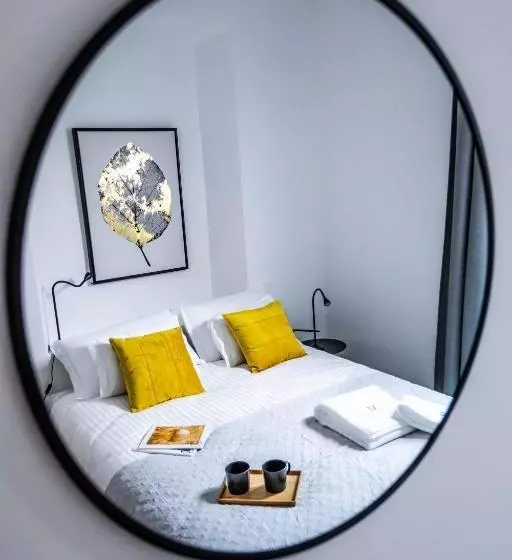 ベッドアンドブレックファースト Villa Muralto Rooms & Garden