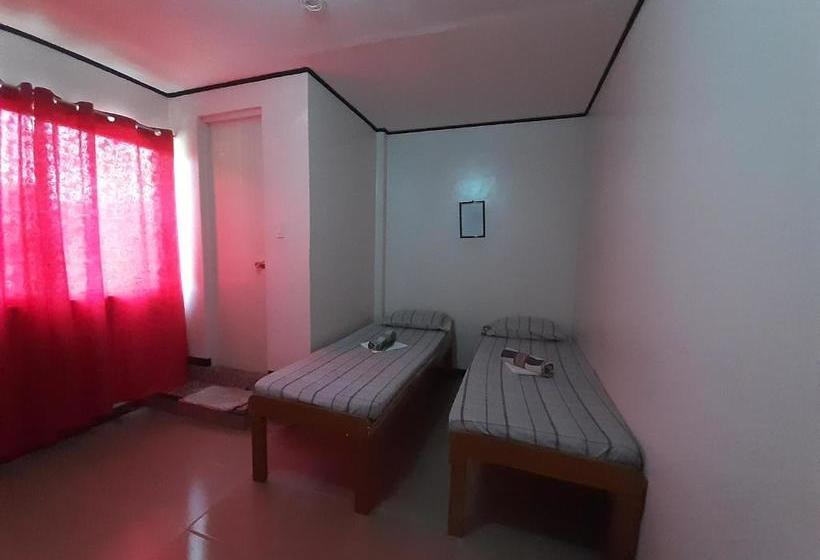 בית מלון כפרי Oyo 629 Don Pablo Lodge