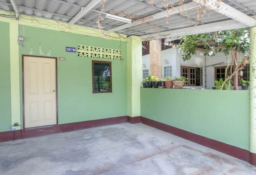 Hotel Oyo 951 Baan I Aoon